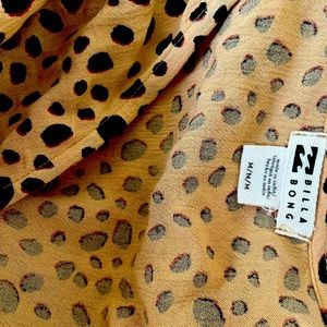 Beautiful Billabong dress, new with tags